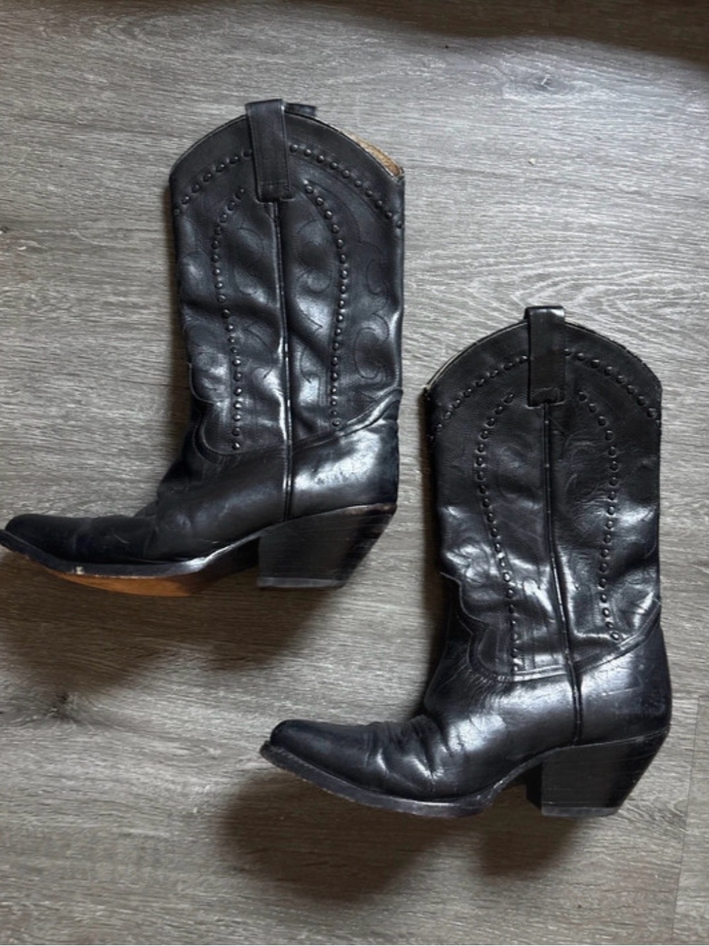 Black Men’s Western Mid-Calf Boots - Classic Cowboy Style